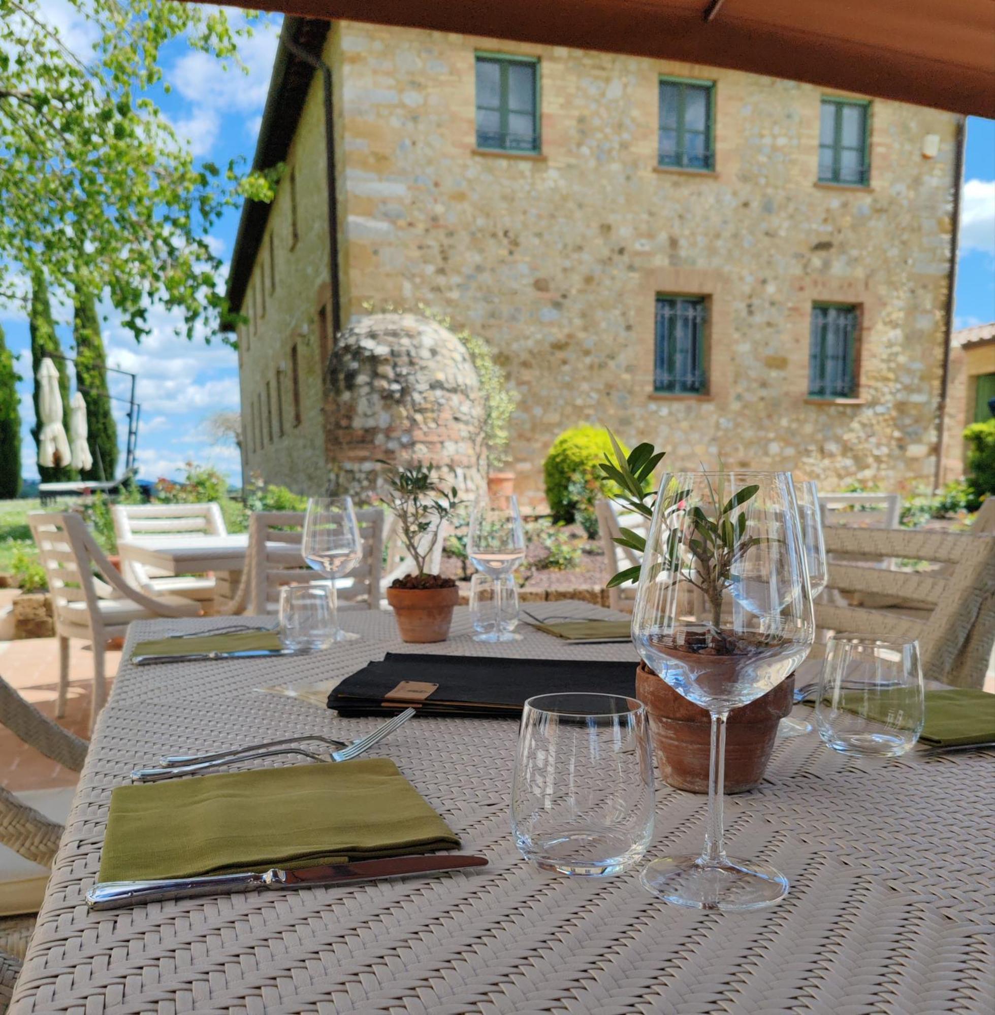 Villa Il Castagno Wine & Resort Siena Luaran gambar