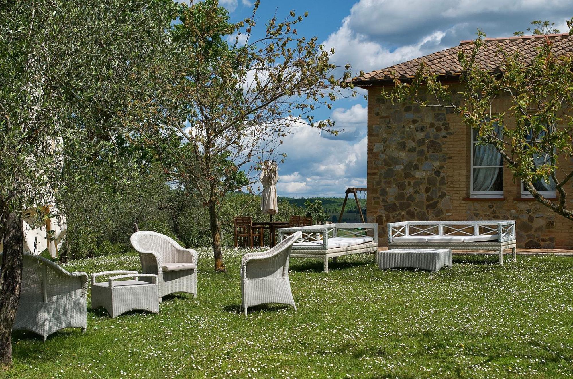 Villa Il Castagno Wine & Resort Siena Luaran gambar